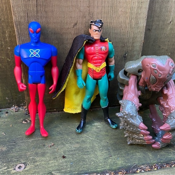 Lot of 3 Vintage 90s Marvel/DC Action Figures Robin from Batman - Picture 2 of 4